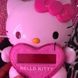 Hello kitty clock